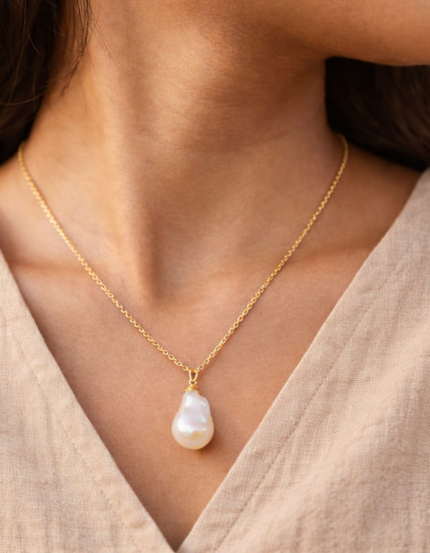 Aurelia Baroque Pearl Pendant Necklace | Handmade Anti Tarnish